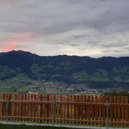 Leonie Appartement *